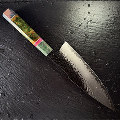 Profil complet du couteau gyuto japonais, lame en acier AUS-10 et manche en bois solidifié