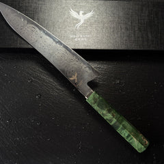 Manche en bois solidifié vert du couteau gyuto japonais, détail de la mitre