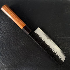 Profil complet du couteau nakiri japonais, lame en acier AUS-10 et manche en bois Mkuruti